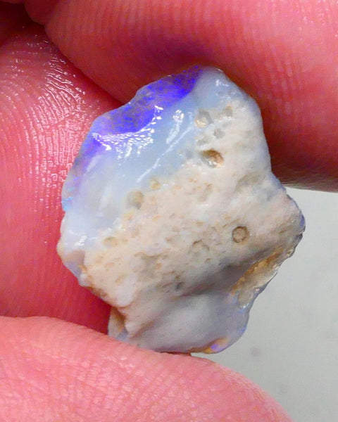 Stunning Bright Blue Crystal bar on Dark base knobby opal rough 7.50cts Flat bar highly visible to cut & Polish 20x15x6mm  Lot B4-A478