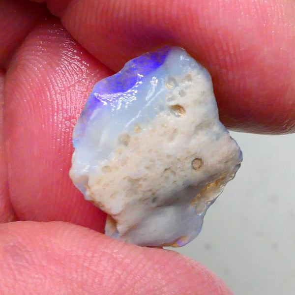 Stunning Bright Blue Crystal bar on Dark base knobby opal rough 7.50cts Flat bar highly visible to cut & Polish 20x15x6mm  Lot B4-A478