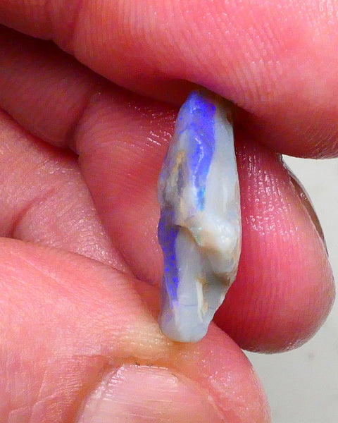 Stunning Bright Blue Crystal bar on Dark base knobby opal rough 7.50cts Flat bar highly visible to cut & Polish 20x15x6mm  Lot B4-A478