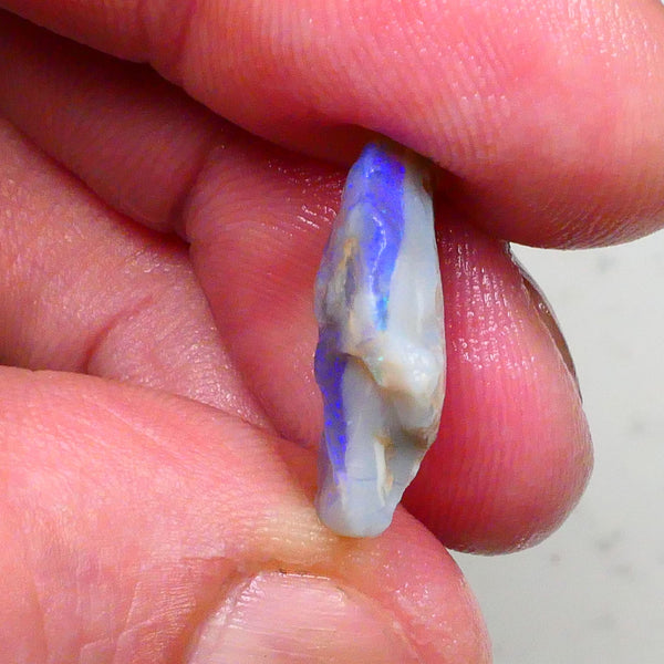 Stunning Bright Blue Crystal bar on Dark base knobby opal rough 7.50cts Flat bar highly visible to cut & Polish 20x15x6mm  Lot B4-A478