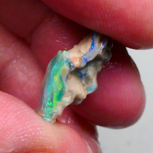 Stunning Greens & blues in this Crystal seam opal formation 6.00cts Gamble cut or carve this Lighting Ridge rough 20x9x9mm Lot B4-A488