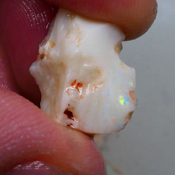 Yellows & Multifires to chase on this Light base seam opal rough 10.75cts Lightning Ridge Material to gamble 20x14x11mm   Lot B4-A486