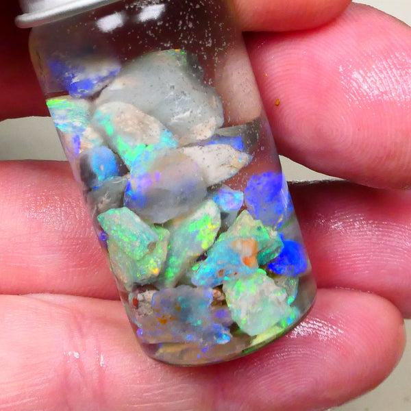 Little Candy of Lightning Ridge 35.00cts Mixed Knobby Seam Fossil Chips Bright Multicolours 9mm to chip sze Lot B4-A509