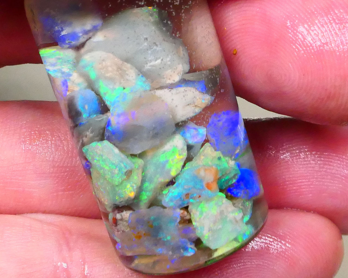 Little Candy of Lightning Ridge 35.00cts Mixed Knobby Seam Fossil Chips Bright Multicolours 9mm to chip sze Lot B4-A509