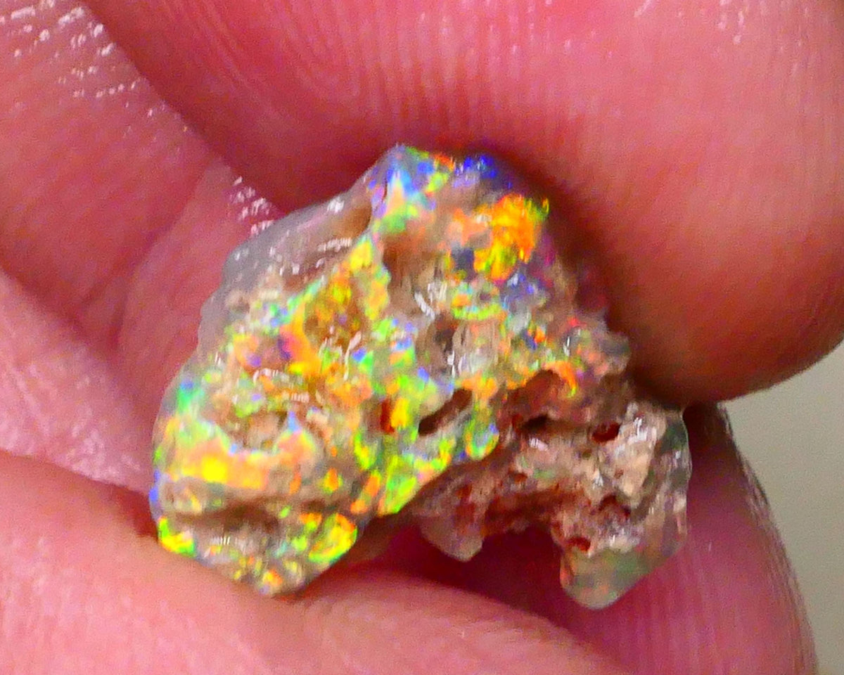 Lightning Ridge Ultra Brightness Bling Bling Crystal knobby opal rough 3.20cts Mega Bright Sexy electric Vivid Vibrant Yellow/Orange/Gold dominant Multifires some inclusions 15x14x5mm  Lot B4-A512