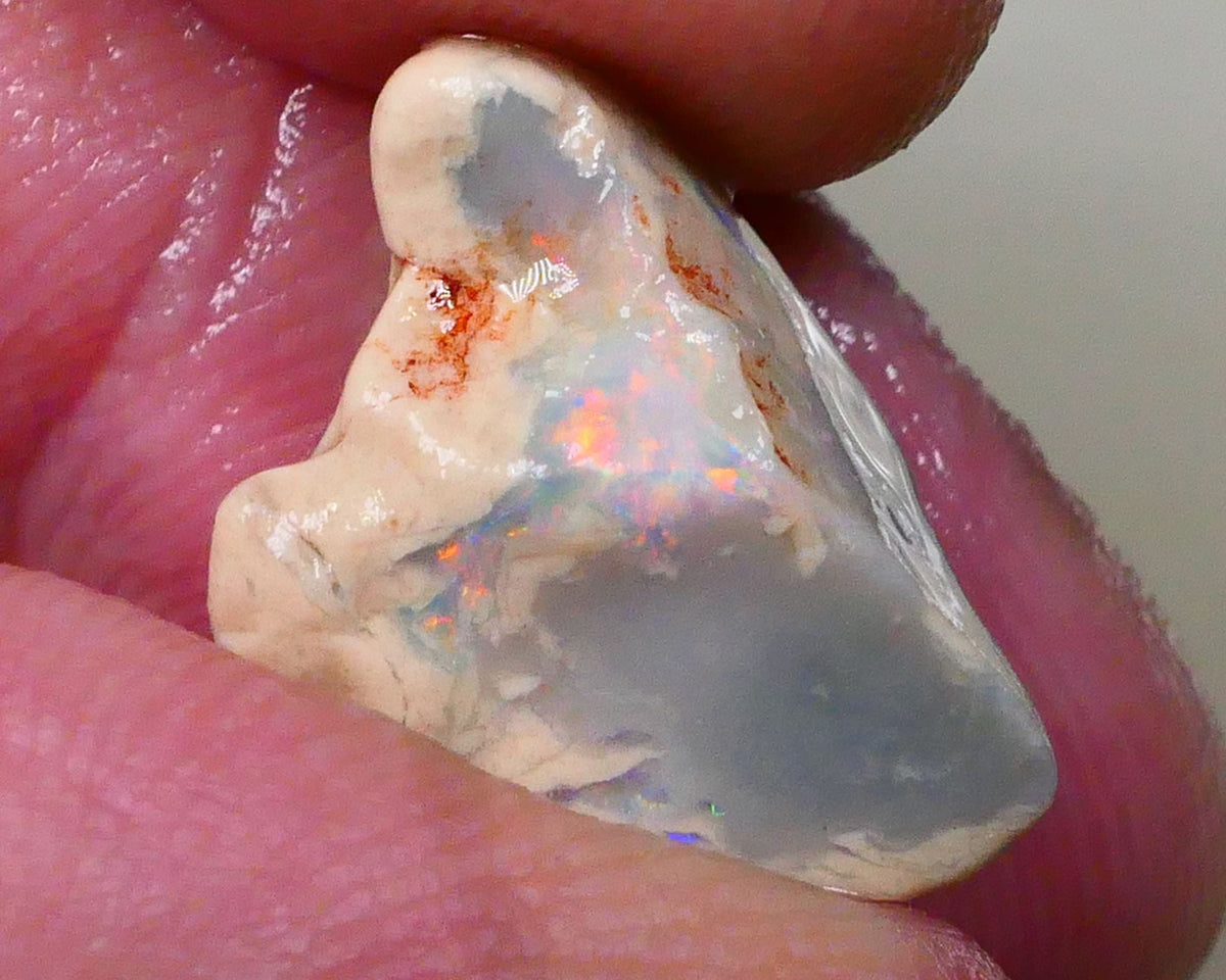 Pink/Red/Orange Alert calling all Gamblers 8.50cts Little bit of bright bling colours here on dark base 16x11x10mm  Lot B4-A517