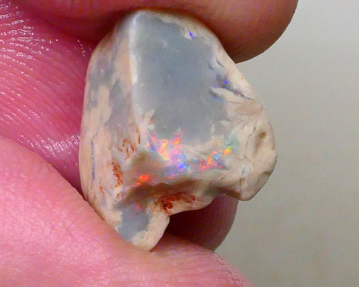 Pink/Red/Orange Alert calling all Gamblers 8.50cts Little bit of bright bling colours here on dark base 16x11x10mm  Lot B4-A517