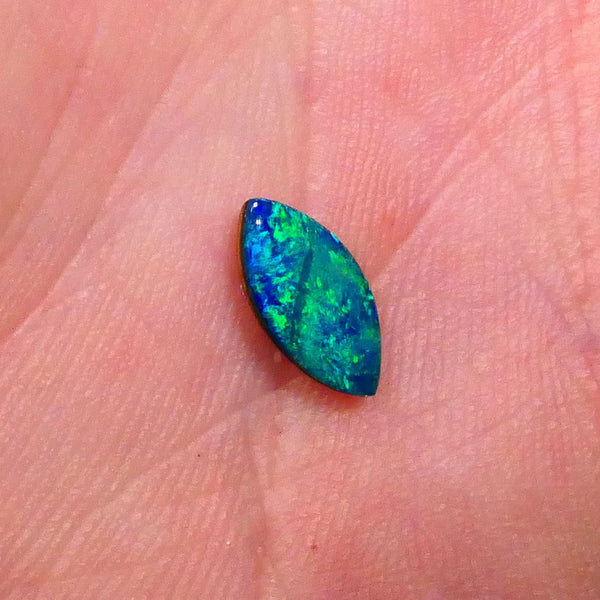 Gem Quality Coober Pedy doublet 0.65cts Gorgeous Bright Greens & blues ready to set 10x5x2mm  Lot B4-A540