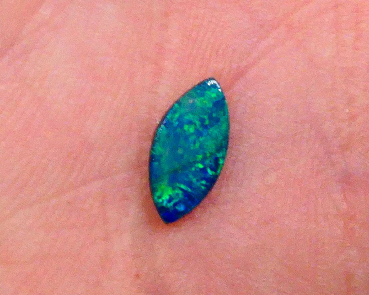Gem Quality Coober Pedy doublet 0.65cts Gorgeous Bright Greens & blues ready to set 10x5x2mm  Lot B4-A540
