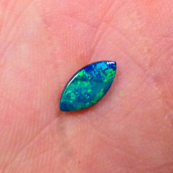 Gem Quality Coober Pedy doublet 0.65cts Gorgeous Bright Greens & blues ready to set 10x5x2mm  Lot B4-A540