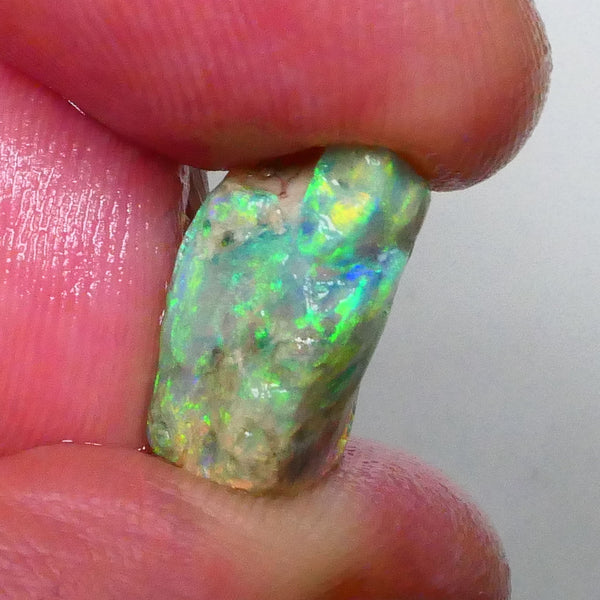 Bright Green dominant Multifires on this Pea Knobby opal rough 5.30cts Lightning ridge Crystal 15x8x8mm Lot B4-A531