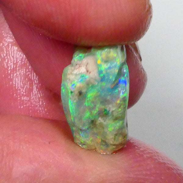 Bright Green dominant Multifires on this Pea Knobby opal rough 5.30cts Lightning ridge Crystal 15x8x8mm Lot B4-A531