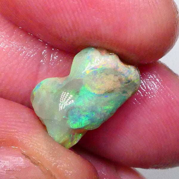 Bright Green dominant Multifires on this Pea Knobby opal rough 5.30cts Lightning ridge Crystal 15x8x8mm Lot B4-A531