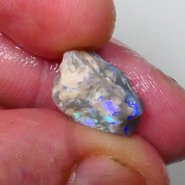 Gorgeous Bright Pea knobby opal formation rough 4.60cts Blues/Purple/Greens To gamble 16x10x6mm Lot B4-A529