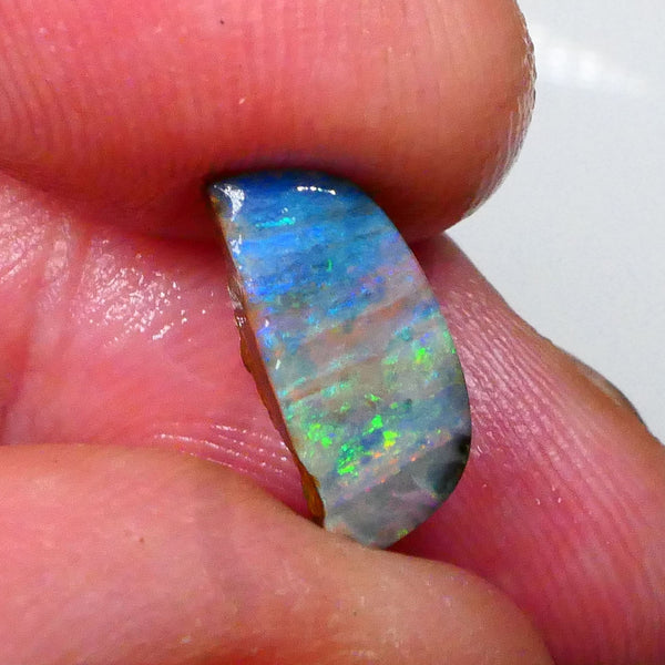 Yellow/Green/Blue dominant Multifires Stunning Full Face 3.15cts rub/rough of Winton Easy finish for all cutters 12x5x4mm  Lot B4-A555