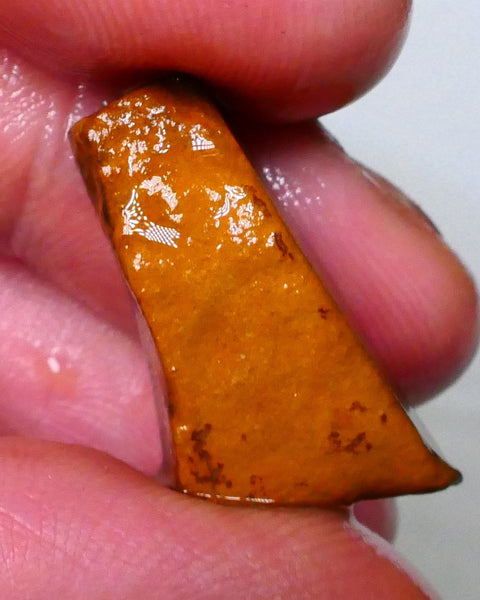 RED Alert Winton Boulder opal rub/rough 17.50cts Face Ready needs some work then a polish 22x12x7mm   Lot B4-A553