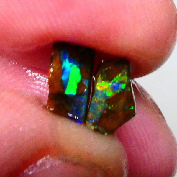 Small Bling Bling pair of Winton rough/rubs boulder opal 2.50cts Gorgeous super Bright Greens & blues dominant 9x5x4mm & 9x5x2mmLot B4-A552