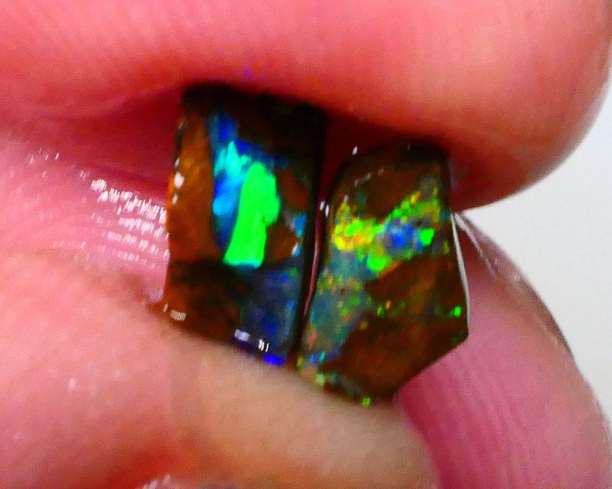 Small Bling Bling pair of Winton rough/rubs boulder opal 2.50cts Gorgeous super Bright Greens & blues dominant 9x5x4mm & 9x5x2mmLot B4-A552