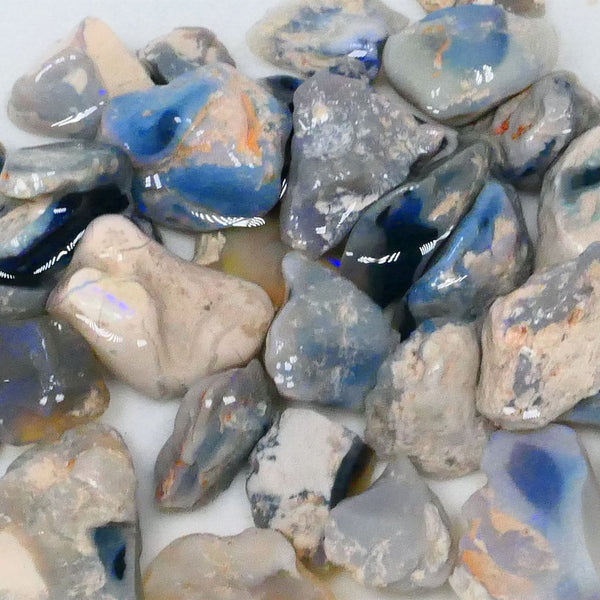 Lightning Ridge Knobby & Knobby formations 430.00cts Potch & Bits of colours only 18mm to chip size Lot B4-A574