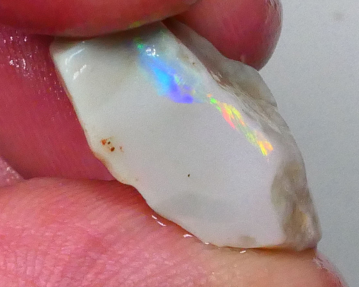 Coober Pedy Seam opal rough 10.50cts Very Temping Yellow/Orange/Red bar to chase & Gamble 21x13x7mm  Lot B4-A571