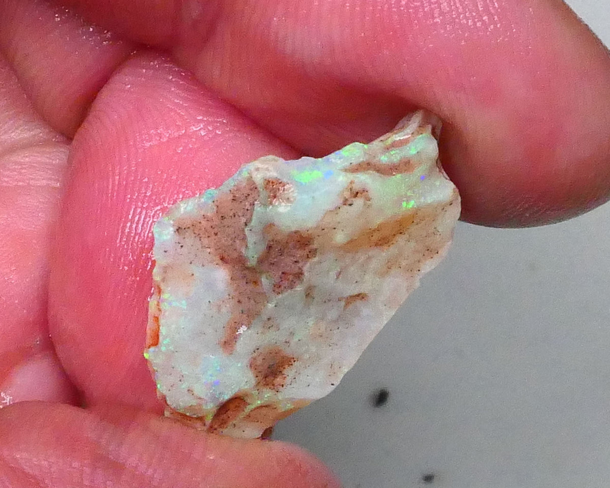 Colours popping 360 on this Crystal Seam opal rough of Lighting Ridge 6.50cts Bright Green/blue fires in nice bar to cut 24x15x5mm  Lot B4-A570