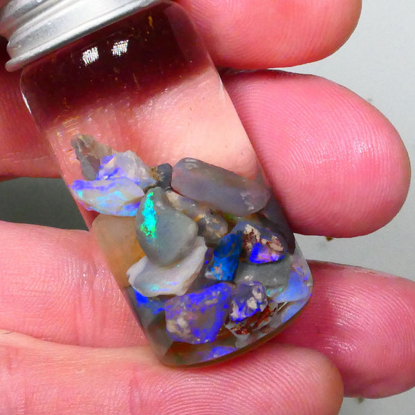 Small Bright & colourful Knobby & seam opal rough 30.00cts Lightning Ridge Material 11mm to chip size (Jar not included) Lot B4-A559
