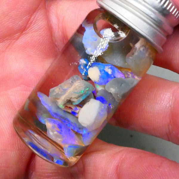 Small Bright & colourful Knobby & seam opal rough 30.00cts Lightning Ridge Material 11mm to chip size (Jar not included) Lot B4-A559