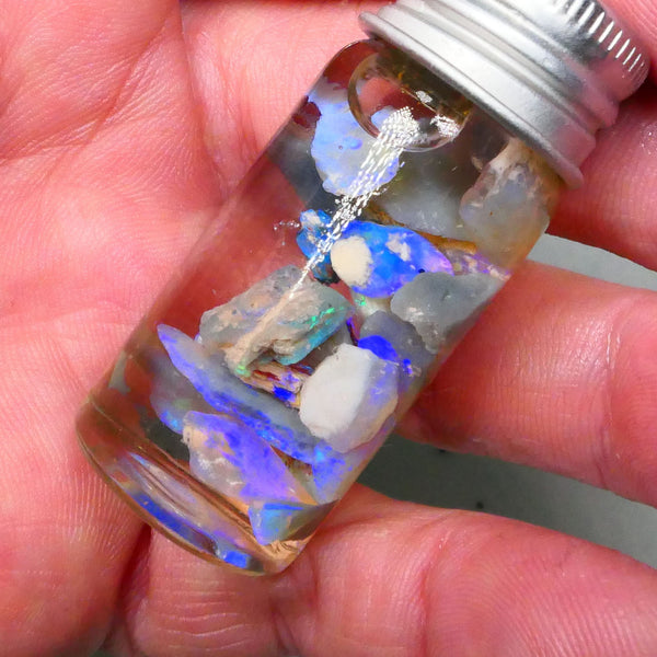 Small Bright & colourful Knobby & seam opal rough 30.00cts Lightning Ridge Material 11mm to chip size (Jar not included) Lot B4-A559