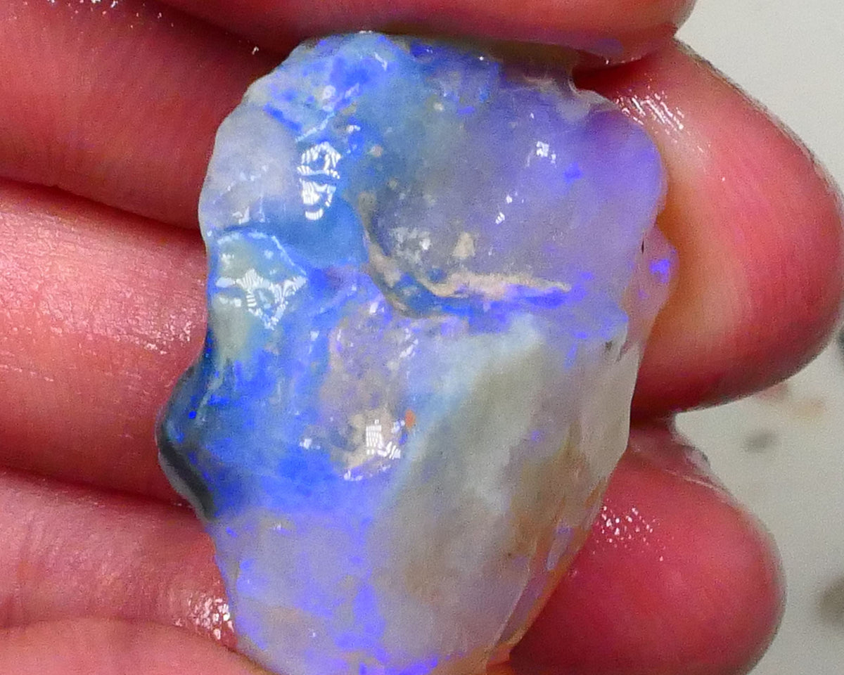 Large Dark Base Crystal knobby opal rough 33.00cts Lightning ridge Blues visible 360 to cut 28x25x10mm  Lot B4-A583
