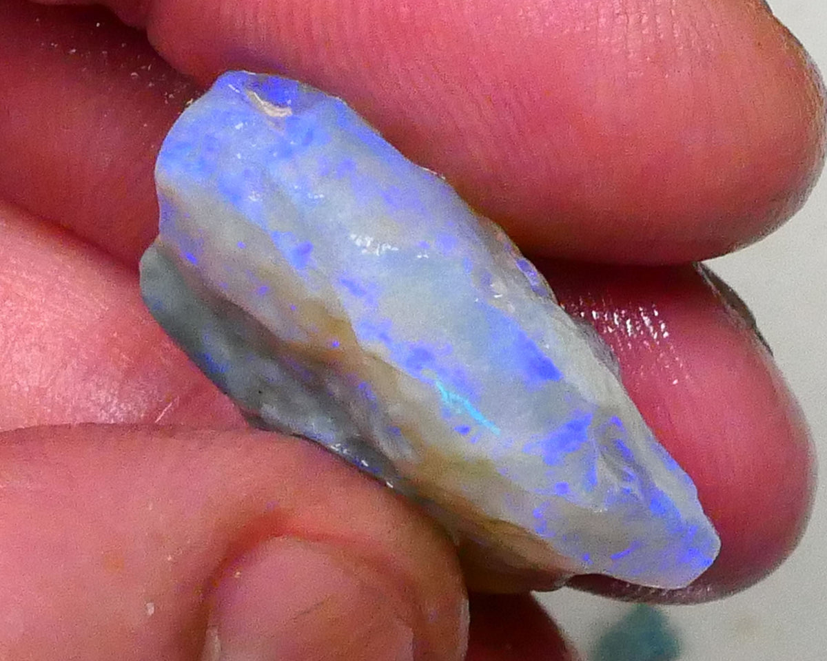 Large Dark Base Crystal knobby opal rough 33.00cts Lightning ridge Blues visible 360 to cut 28x25x10mm  Lot B4-A583