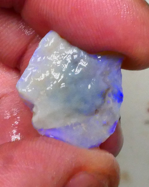 Lightning Ridge Crystal Seam opal 11.00cts 360 visible blues in Milky colour bar 19x19x5mm Lot B4-A582