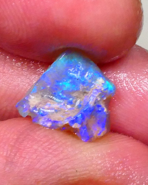 Bright Blue/Green fires on this Crystal Seam opal rough 2.20cts Lightning Ridge Small cutter for those skilled enough 12x10x4mm Lot B4-A581
