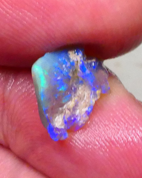 Bright Blue/Green fires on this Crystal Seam opal rough 2.20cts Lightning Ridge Small cutter for those skilled enough 12x10x4mm Lot B4-A581
