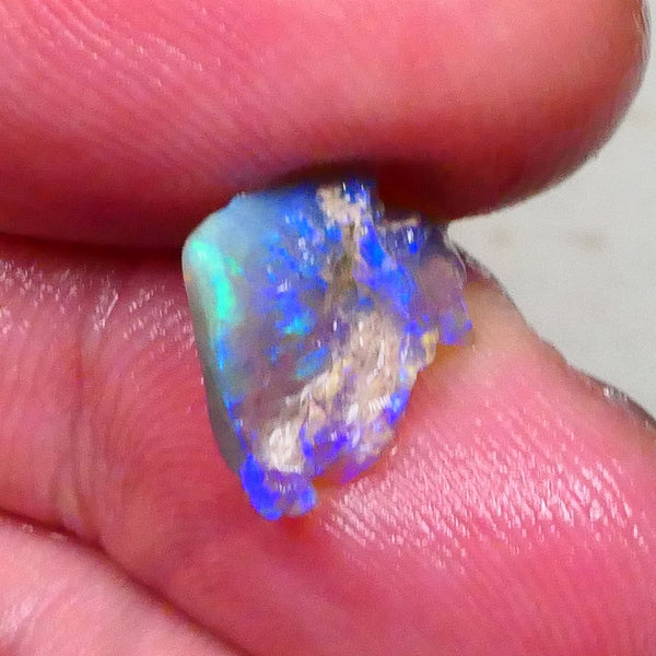 Bright Blue/Green fires on this Crystal Seam opal rough 2.20cts Lightning Ridge Small cutter for those skilled enough 12x10x4mm Lot B4-A581
