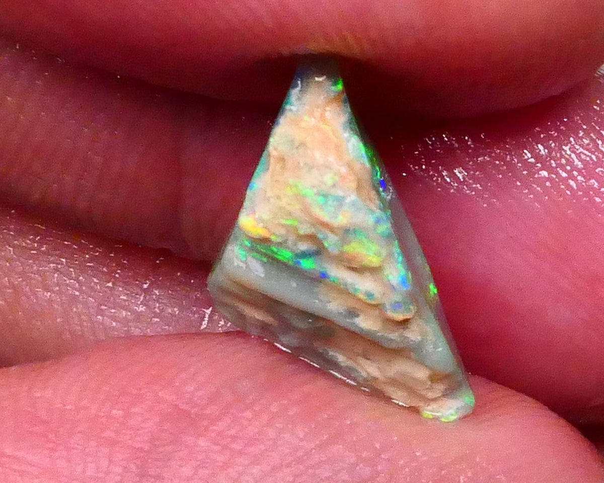 Lightning Ridge Dark Base Seam opal rough 2.90cts Bright Greens & blues expose to chase & Polish 16x8x7mm Lot B4-A579