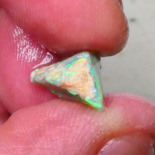 Lightning Ridge Dark Base Seam opal rough 2.90cts Bright Greens & blues expose to chase & Polish 16x8x7mm Lot B4-A579