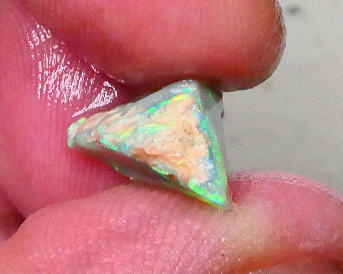 Lightning Ridge Dark Base Seam opal rough 2.90cts Bright Greens & blues expose to chase & Polish 16x8x7mm Lot B4-A579