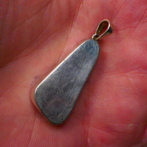 USED !! SETTING FRACTURES ! 39.00cts Total Weight. Sterling Silver custom setting Winton boulder opal Gemstone some bits fires 30x14x7mm   Lot B4-A597