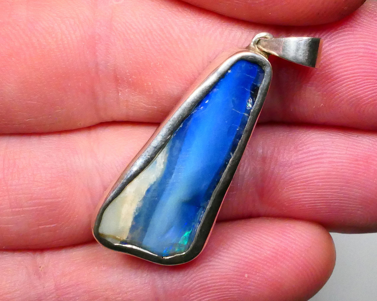 USED !! SETTING FRACTURES ! 39.00cts Total Weight. Sterling Silver custom setting Winton boulder opal Gemstone some bits fires 30x14x7mm   Lot B4-A597