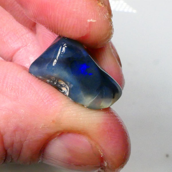 Tumbled black knobby opal rough 18.00cts Lighting Ridge Gorgeous Royal blues making an appearance Chase & cut 17x15x12mm  Lot B4-A584