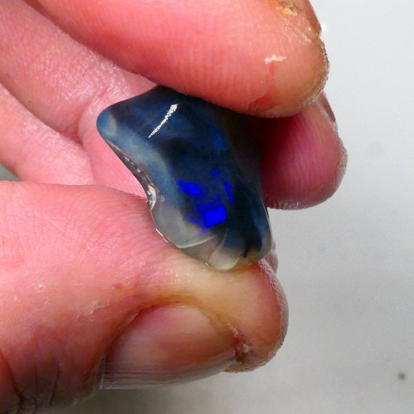 Tumbled black knobby opal rough 18.00cts Lighting Ridge Gorgeous Royal blues making an appearance Chase & cut 17x15x12mm  Lot B4-A584