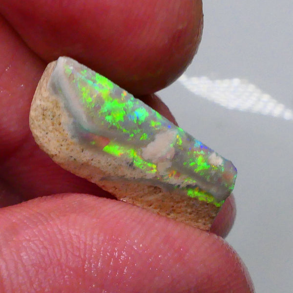 DEAL GEM BRIGHT SEAM RUB  Bling Super Bright Green dominant Fires on this Lightning ridge opal rub 6.95cts 21x9x5mm  Lot B4-A600