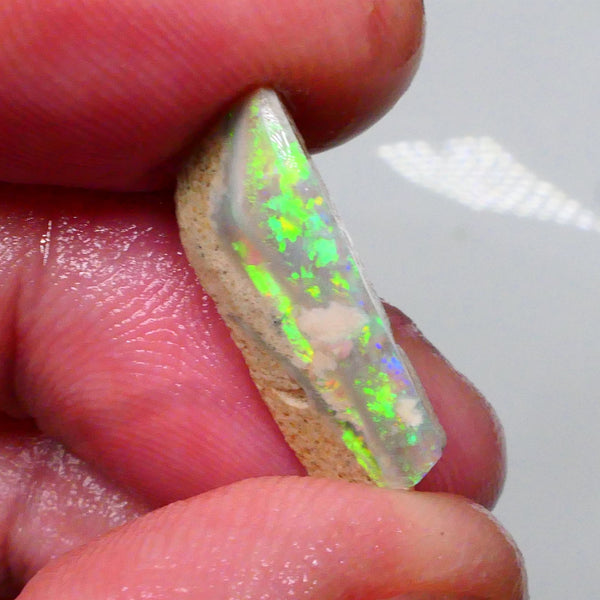 DEAL GEM BRIGHT SEAM RUB  Bling Super Bright Green dominant Fires on this Lightning ridge opal rub 6.95cts 21x9x5mm  Lot B4-A600