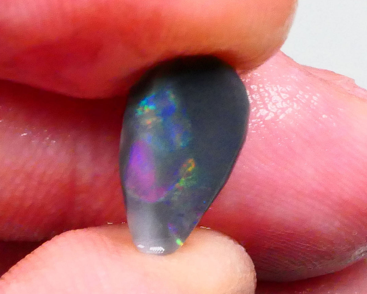 DEAL REDS/ORANGES/PINKS/VIOLET!!!!! Lightning Ridge Red on Black baby !!! Rub 1.60cts 14x7x3mm Lot B4-A604