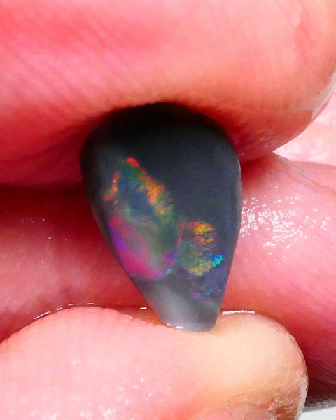 DEAL REDS/ORANGES/PINKS/VIOLET!!!!! Lightning Ridge Red on Black baby !!! Rub 1.60cts 14x7x3mm Lot B4-A604