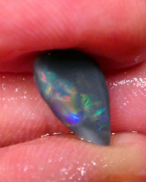 DEAL REDS/ORANGES/PINKS/VIOLET!!!!! Lightning Ridge Red on Black baby !!! Rub 1.60cts 14x7x3mm Lot B4-A604
