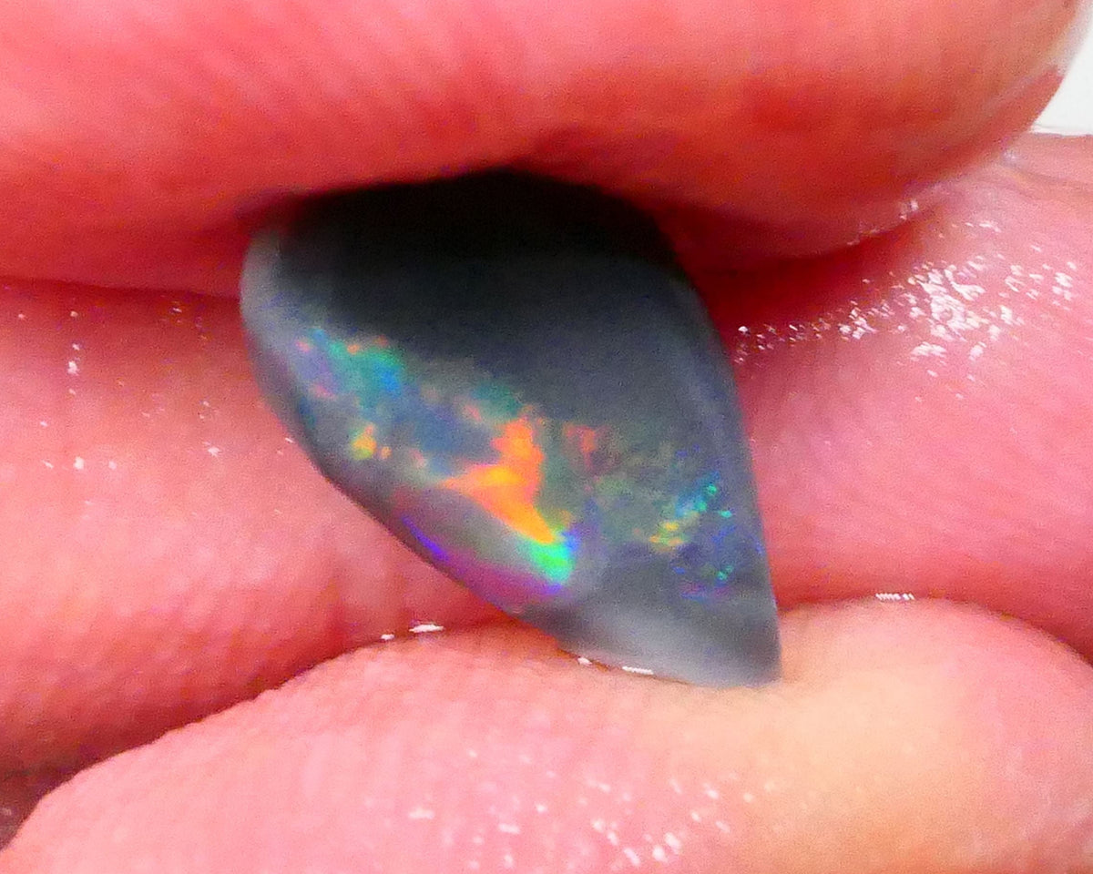 DEAL REDS/ORANGES/PINKS/VIOLET!!!!! Lightning Ridge Red on Black baby !!! Rub 1.60cts 14x7x3mm Lot B4-A604