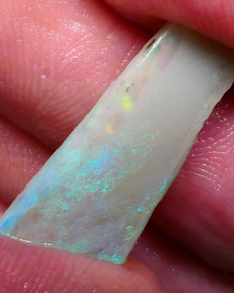 DEAL BIG SIZED RUB 11.20cts Lighting ridge Dark Base Seam opal rub/rough Greens / Yellow Flashes 25x12x5mm  Lot B4-A605