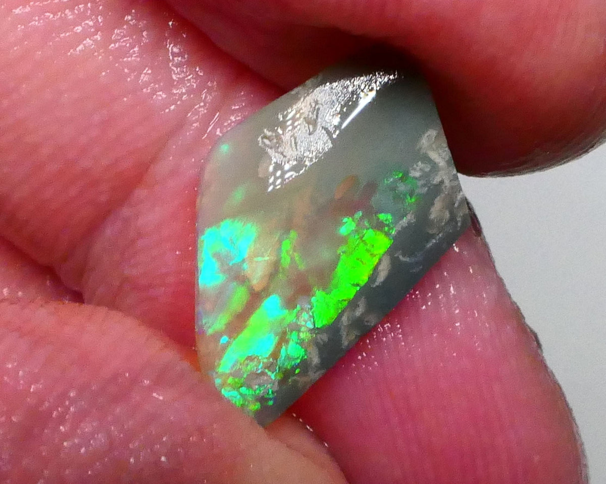 DEAL SUPER BRIGHTNESS !!!! opal rub 1.50cts Lighting ridge opalised wood fossil rub Electric Greens 17x10x2mm Lot B4-A606