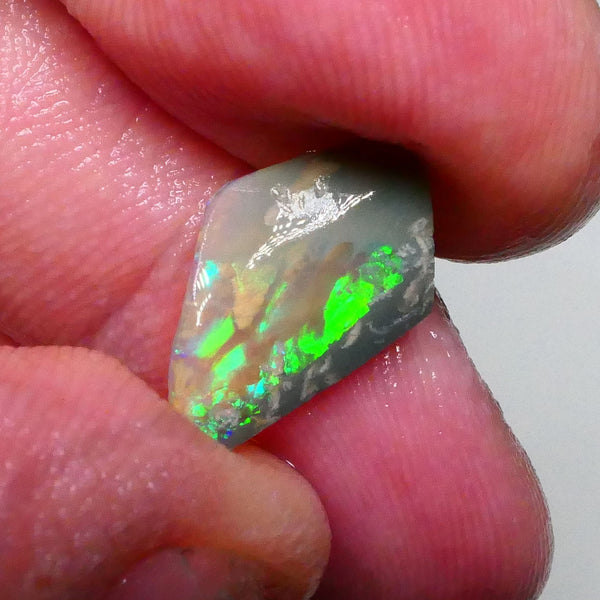 DEAL SUPER BRIGHTNESS !!!! opal rub 1.50cts Lighting ridge opalised wood fossil rub Electric Greens 17x10x2mm Lot B4-A606